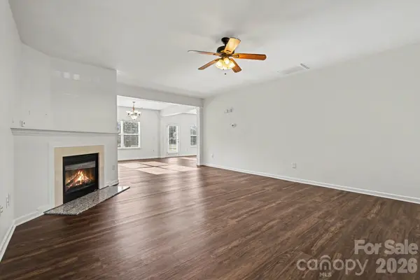 4615 Potters Glen RD, Charlotte, NC 28269