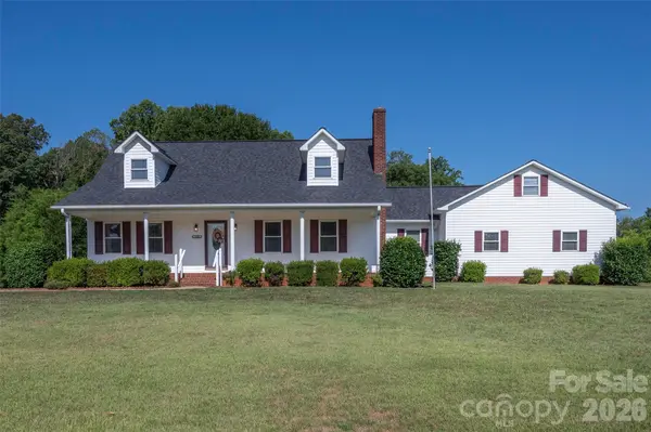 1630 Yadkin Valley RD,  Advance,  NC 27006