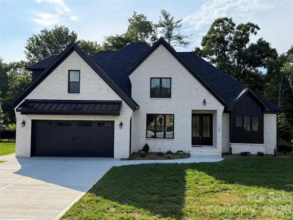 112 Wexford Pointe #5, Hickory, NC 28601