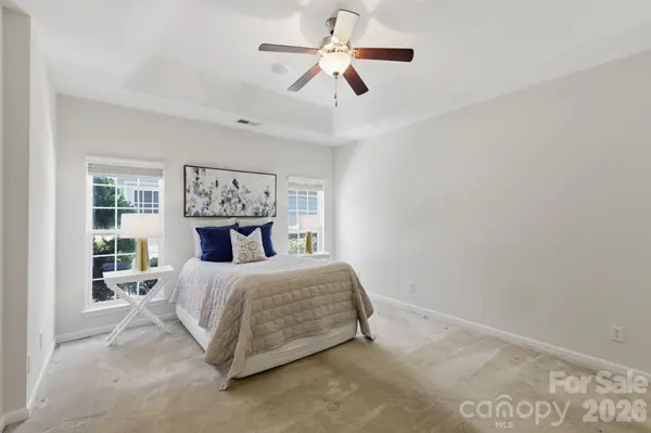 8304 Viewpoint LN, Cornelius, NC 28031