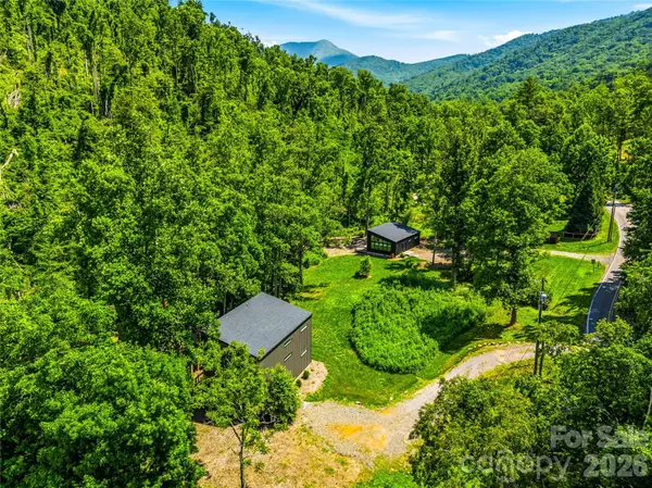252 & 254 Shope Creek RD, Asheville, NC 28805