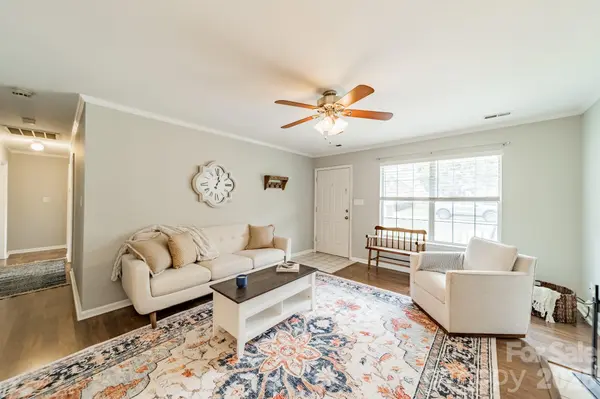 4015 Brookforest LN, Indian Trail, NC 28079