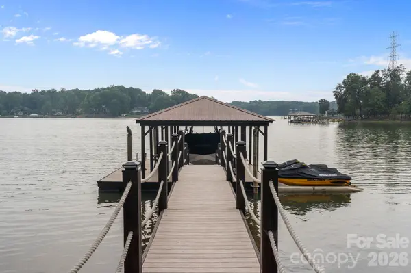 200 Timber Lake DR, Troutman, NC 28166