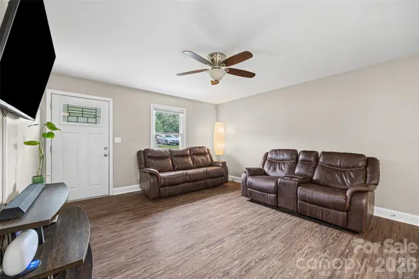 3753 Jenkins RD, Clover, SC 29710