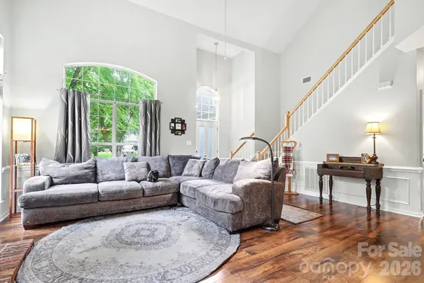 4710 Kirkgard TRL, Charlotte, NC 28269