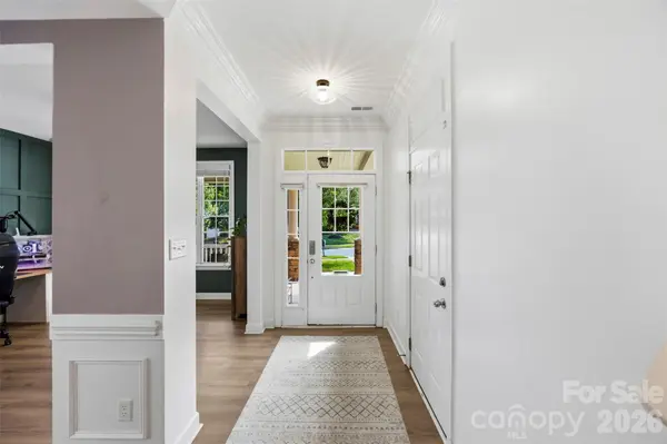 7116 Toxaway LN, Charlotte, NC 28269