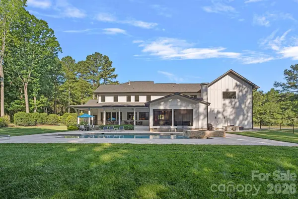 15600 Huntingtowne Village RD, Huntersville, NC 28078