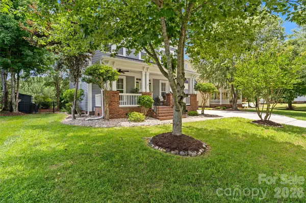 411 Shoreline Pkwy, Tega Cay, SC 29708