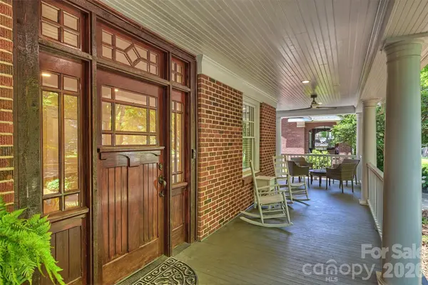 2126 Dilworth RD E, Charlotte, NC 28203