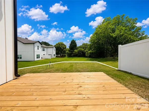 1242 N Sharon Amity RD, Charlotte, NC 28211