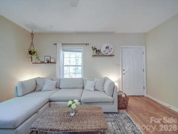 215 6th ST, Belmont, NC 28012