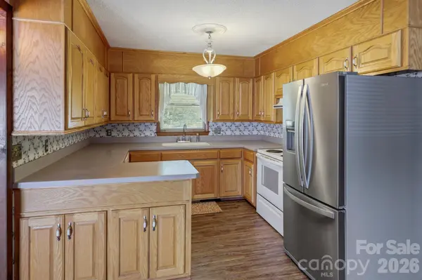 137 Matheny ST, Forest City, NC 28043