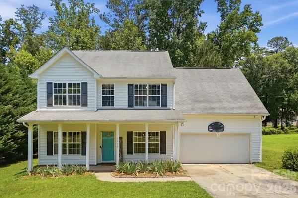 1520 Magnolia DR, Lancaster, SC 29720