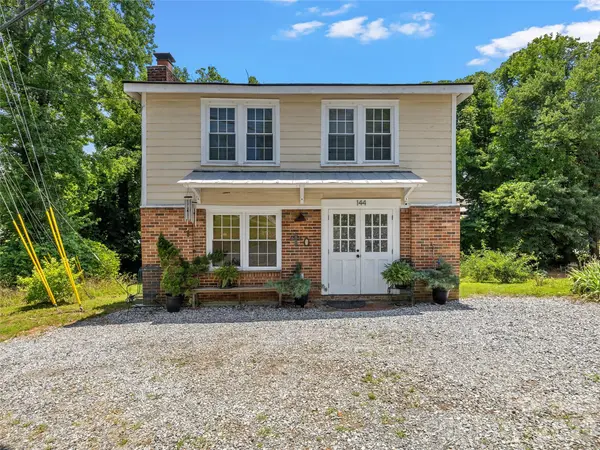 144 E Howard ST, Tryon, NC 28782