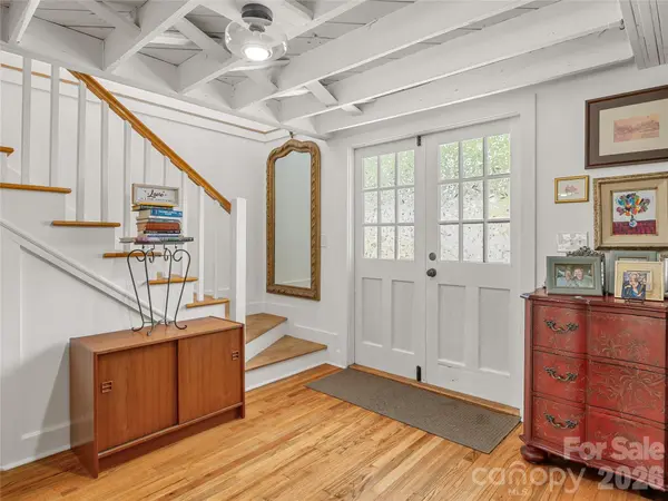144 E Howard ST, Tryon, NC 28782