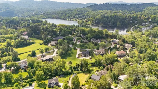404 Stratford RD, Asheville, NC 28804