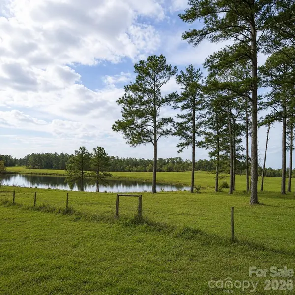 678 Old Stage RD, Edgefield, SC 29824