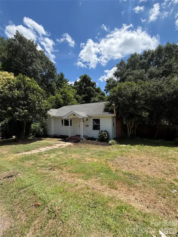 1911 White ST, Gastonia, NC 28052