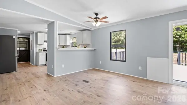 7061 Casar RD, Lawndale, NC 28090
