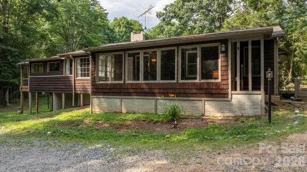 3466 Dry Ponds RD, Granite Falls, NC 28630