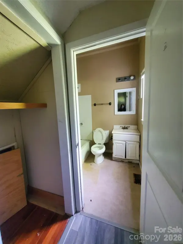 325 Goff ST, Charlotte, NC 28208
