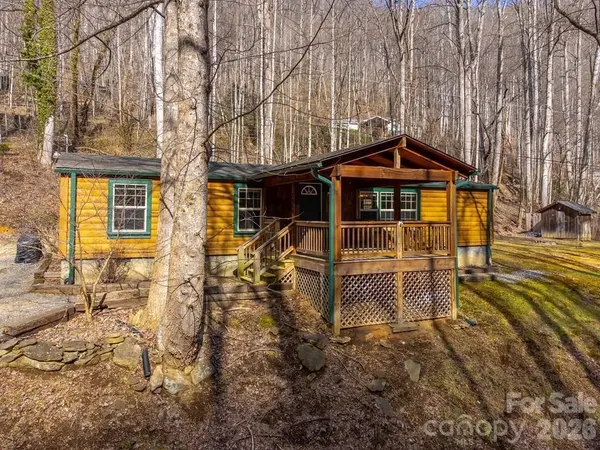 1668 Buff Creek RD, Sylva, NC 28779