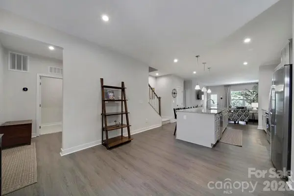 888 Prince Garret WAY, Denver, NC 28037