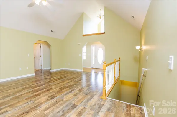 1895 Airport RD, Marion, NC 28752