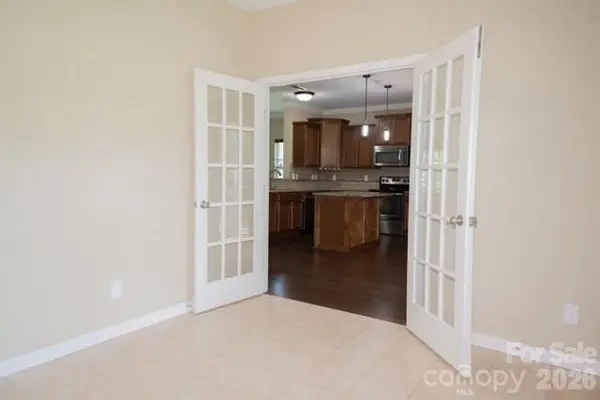 2348 Lake Vista DR, Mount Holly, NC 28120