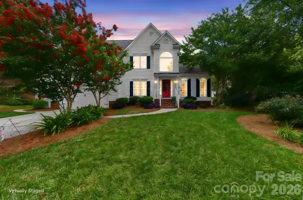 10203 Rougemont LN, Charlotte, NC 28277