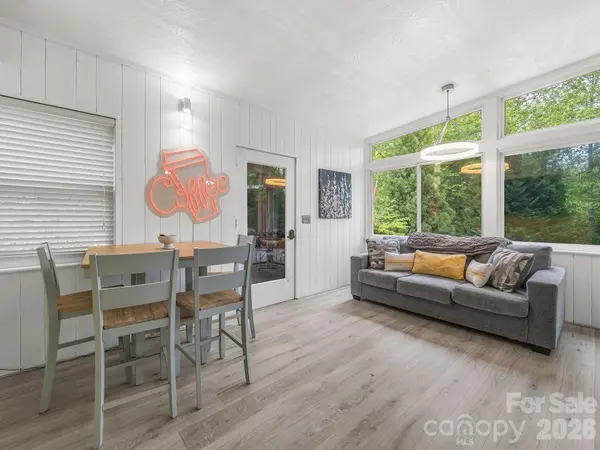 41 Red Bird RD, Tryon, NC 28782