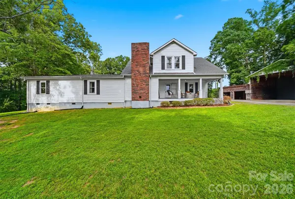 255 Wildwood RD, Lenoir, NC 28645