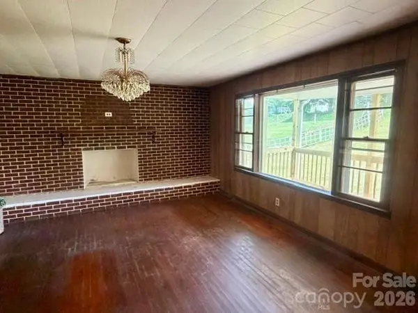 3808 Mccall RD, Lenoir, NC 28645