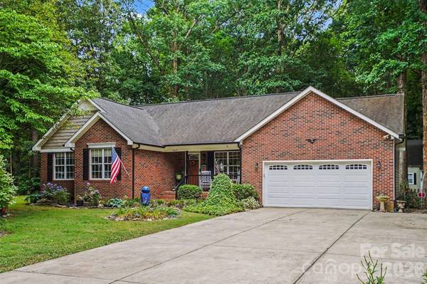 6007 Charlton Oaks DR, Waxhaw, NC 28173