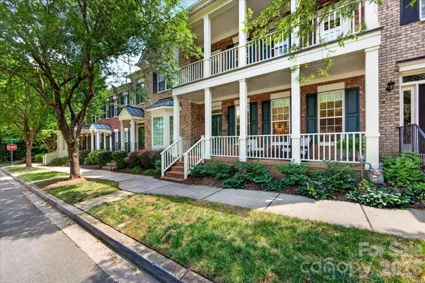 242 S Faulkner WAY, Davidson, NC 28036