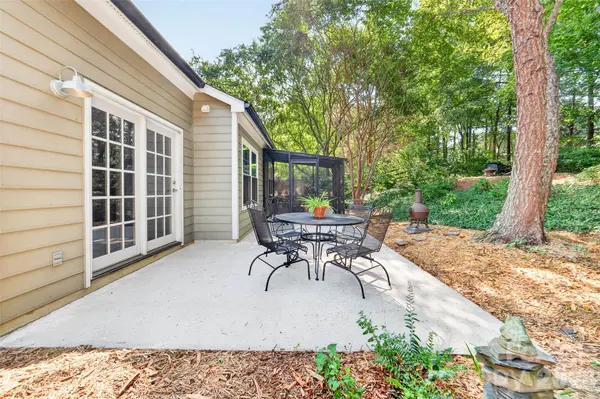 10316 Bon Meade LN, Cornelius, NC 28031