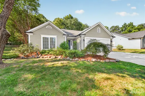 10316 Bon Meade LN, Cornelius, NC 28031
