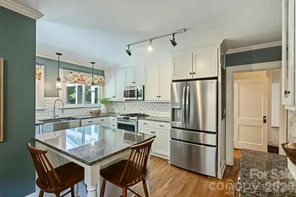 1633 Nassau BLVD, Charlotte, NC 28205