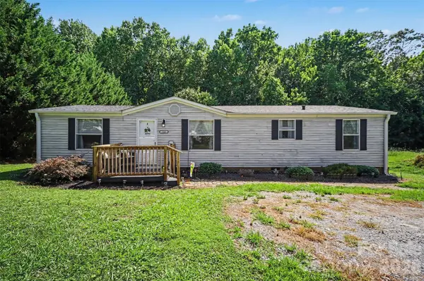 504 Mountain Meadows DR #55, Bessemer City, NC 28016