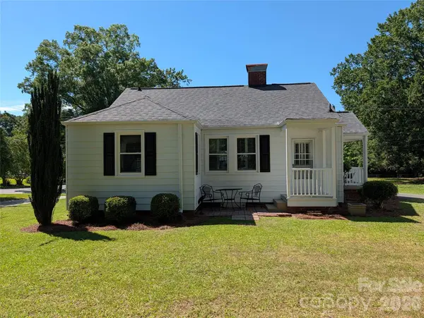 61 NW Spencer AVE NW #30-32, Concord, NC 28025
