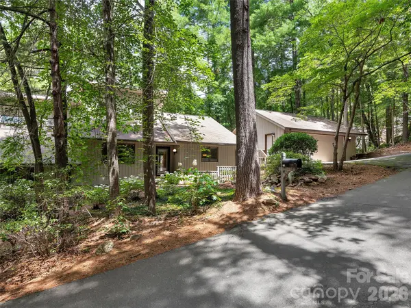 23 Cedarwood TRL #B, Asheville, NC 28803