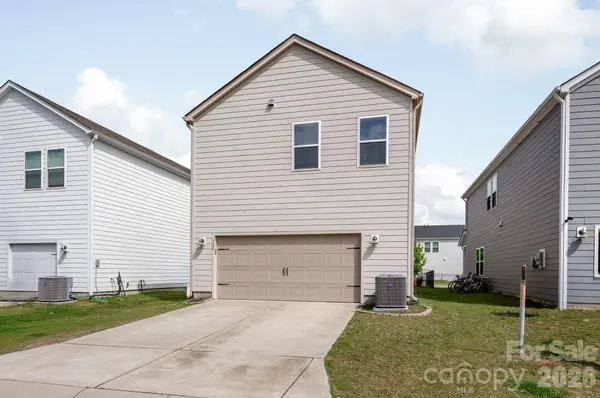 525 Windage WAY, Pineville, NC 28134