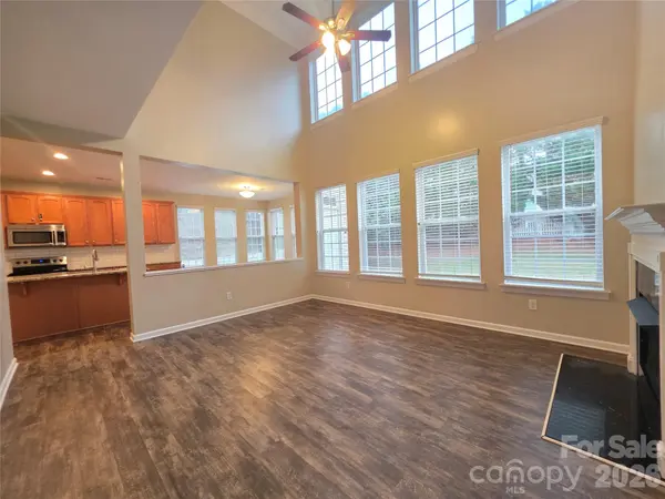5908 Bonnybridge CT, Charlotte, NC 28278