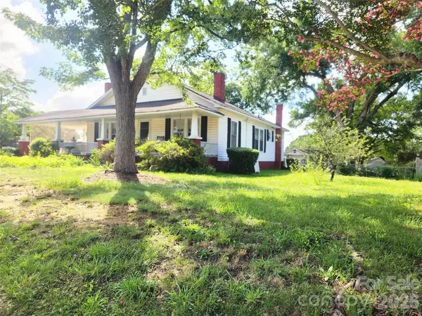 29 Brookwood AVE NW, Concord, NC 28025