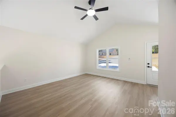 204 Knollwood CIR, Albemarle, NC 28001