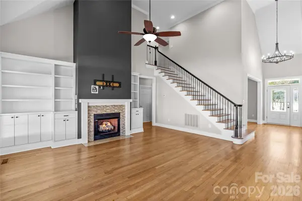 185 Upper Oak DR, Statesville, NC 28625