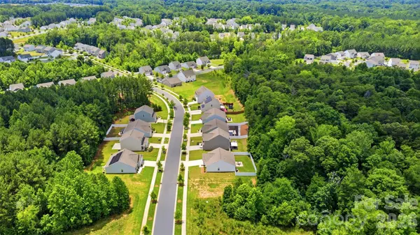 5221 Upton PL, Charlotte, NC 28215