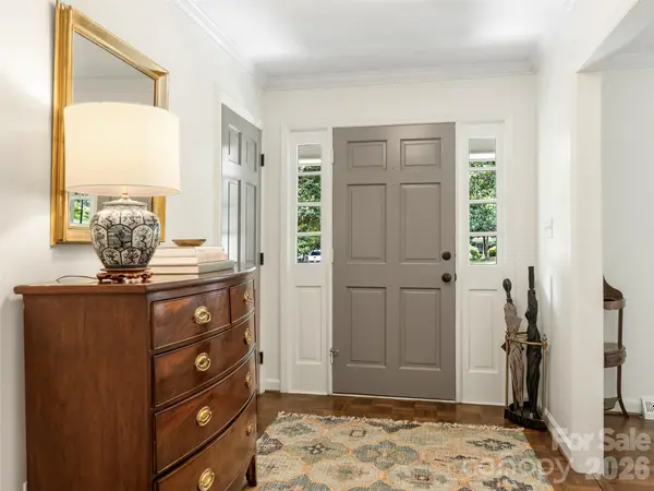 1301 E Barden RD, Charlotte, NC 28226