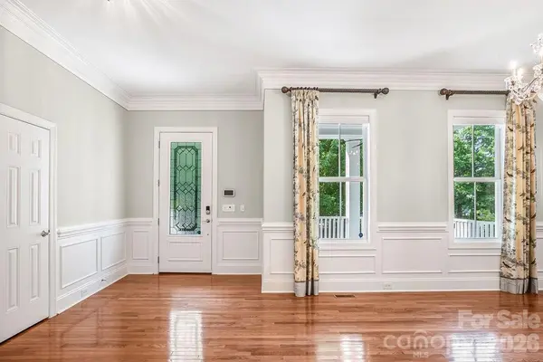 10022 Triple Oak RD, Charlotte, NC 28277