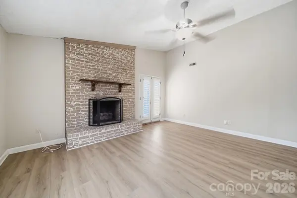 615 Hunter Oak DR, Kannapolis, NC 28083